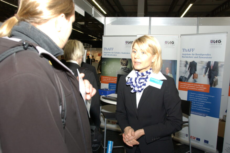 1. Firmenkontaktmesse academix Thüringen 2011 - Beratung am ThAFF-Stand Copyright: ©LEG Thüringen/ThAFF