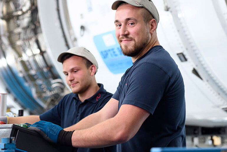 2024_Karrierseite_Banner TST_1.jpg