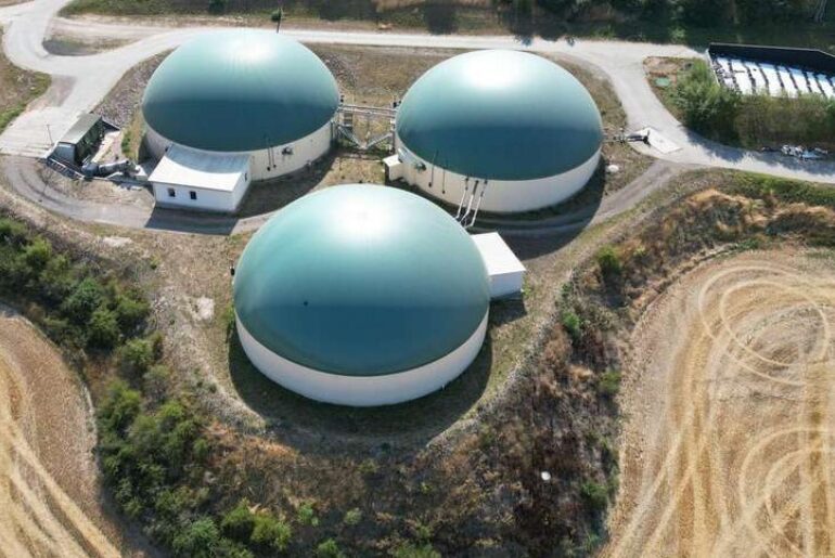 29888978-biogasanlagen- - Kopie.jpg