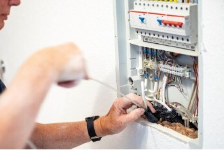 Bild Technischer Helfer .jpg