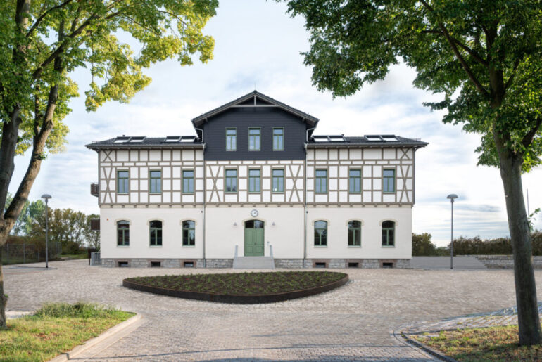 Foto Alter Bahnhof.jpg